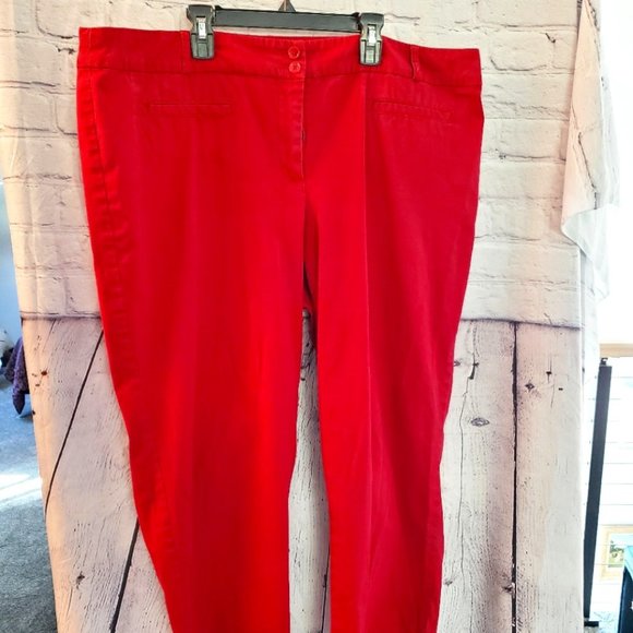 Dahlia Collection 3/4 Length Pant - Picture 1 of 4